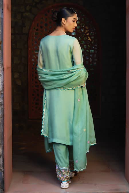 Sonia Khatri Floral Butti Embroidered Kurta Pant Set 