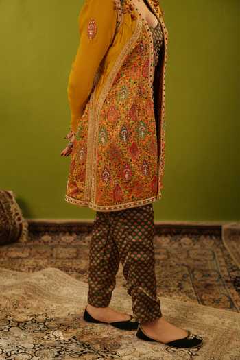 Buy_Aditi Gupta_Green Silk, Satin Pearls, Sequins Zardozi Embroidered Jamawar Jacket Kurta Set 
