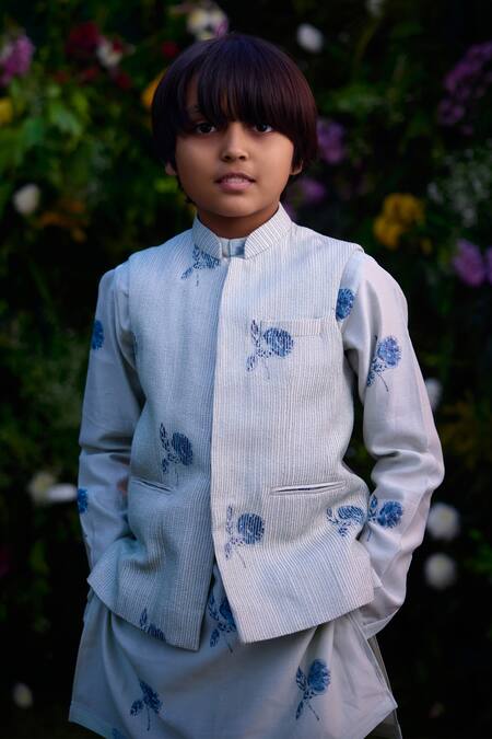 Shyam Narayan Prasad_Blue Chanderi Print Dori Quilting Floral Bundi Kurta Set _Online_at_Aza_Fashions