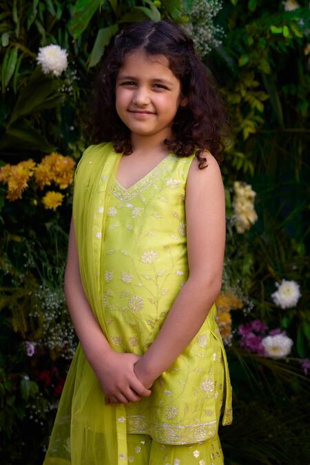 Shyam Narayan Prasad_Green Chanderi Embroidery Patch Gardenia Work Kurta Sharara Set _at_Aza_Fashions