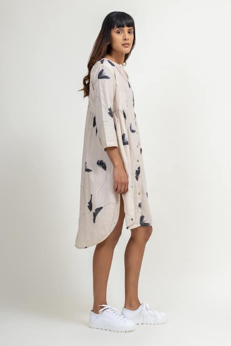 Buy_Doodlage_Cream Upcycled Cotton Linen Printed Floral Round Tunic _Online_at_Aza_Fashions