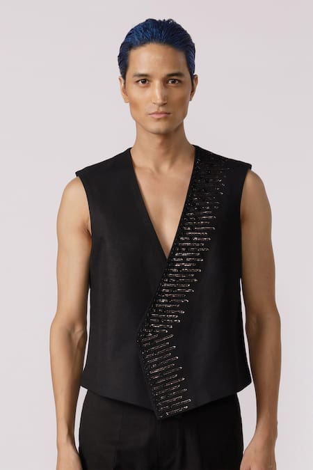 Line out line Pitta Embroidered Border Vest 