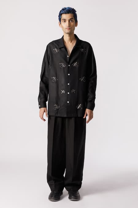 Line out line Geometric Embroidered Oversized Shirt 