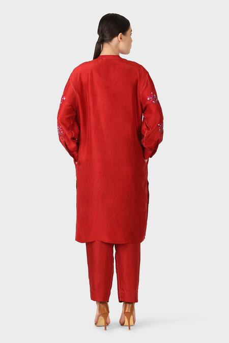 Shop_Laite_Red Silk Embroidery Bandeau Neck Floral Resham Kurta With Pant _at_Aza_Fashions