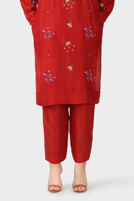 Laite_Red Silk Embroidery Bandeau Neck Floral Resham Kurta With Pant _Online_at_Aza_Fashions