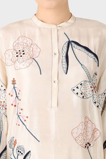 Buy_Laite_Ivory Silk Embroidery Bandeau Neck Floral Resham Kurta Pant Set _Online_at_Aza_Fashions