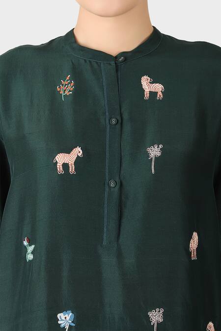 Buy_Laite_Green Silk Embroidery Bandeau Neck Resham Straight Kurta Pant Set _Online_at_Aza_Fashions