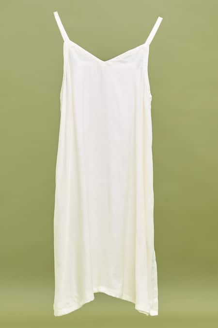 Buy_Jyoti Bansal_Off White Chanderi, Cotton, Kota Doria Embroidery Floral Panelled Kurta Set 