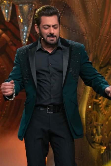 Rohit Gandhi + Rahul Khanna_Green Crepe Sequins Pinwheel Galactic Tuxedo And Trouser Set _Online_at_Aza_Fashions