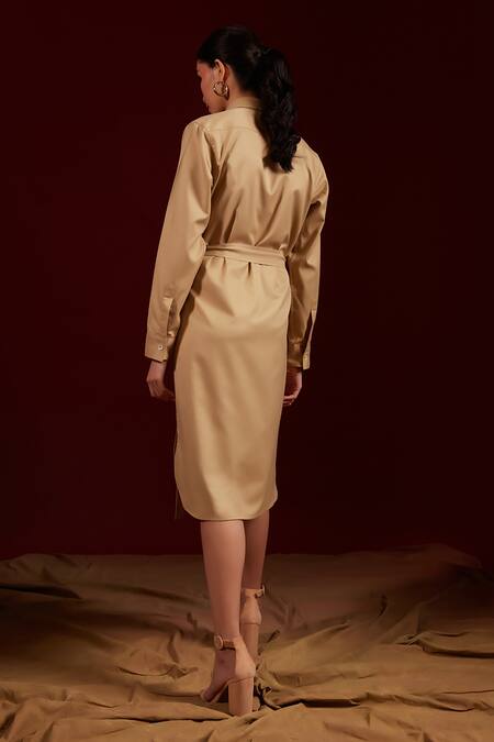 Shop Tara And I Beige Viscose, Polyester Collared Double Pocket Shirt Dress With Belt at Aza Fashions Shop_Tara And I_Beige Viscose, Polyester Collared Double Pocket Shirt Dress With Belt_at_Aza_Fashions