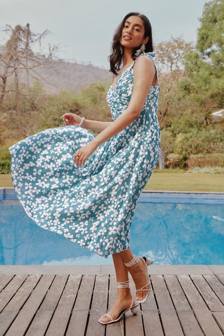 Buy_Tara And I_White Tencel, Linen Sweetheart Neck Bloom Print Cut Out Midi Dress_Online_at_Aza_Fashions