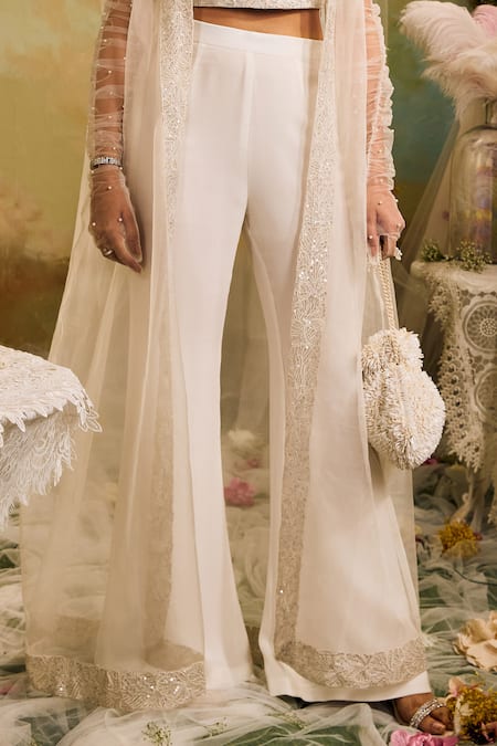 Studio22 By Pulkita Arora Bajaj White Organza, Crepe Embroidery Square Neck Cape Trouser Set Online at Aza Fashions Studio22 By Pulkita Arora Bajaj_White Organza, Crepe Embroidery Square Neck Cape Trouser Set _Online_at_Aza_Fashions