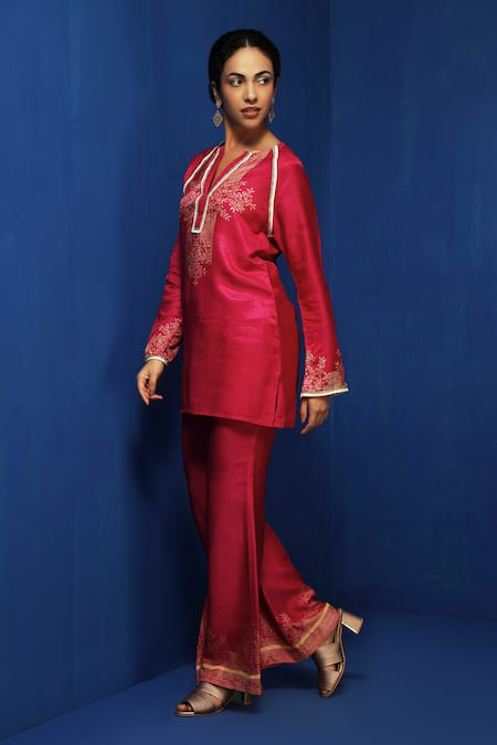 Buy Krishna Mehta Fuchsia Modal Placement Brocade Pattern Floral Hem Bell Bottom Pant Online at Aza Fashions Buy_Krishna Mehta_Fuchsia Modal Placement Brocade Pattern Floral Hem Bell Bottom Pant _Online_at_Aza_Fashions