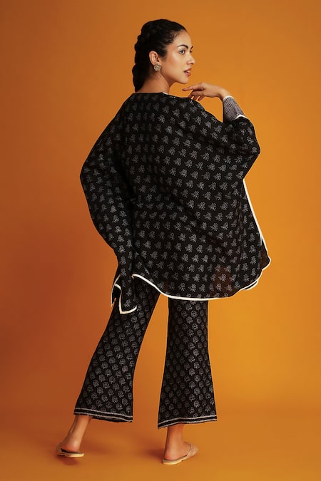 Krishna Mehta_Black Tissue Zari, Embroidery Split V-neck Hand Block Print Kaftan _Online_at_Aza_Fashions