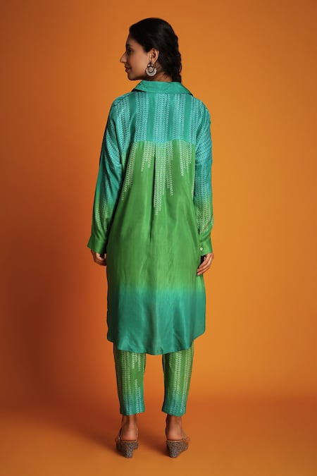 Krishna Mehta Green Modal Embroidery Collared Ombre Block Print Kurta With Pant Online at Aza Fashions Krishna Mehta_Green Modal Embroidery Collared Ombre Block Print Kurta With Pant _Online_at_Aza_Fashions