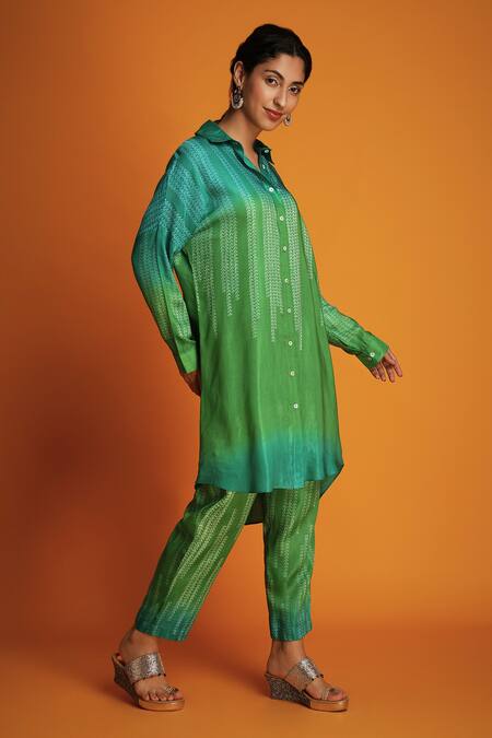 Buy Krishna Mehta Green Modal Embroidery Collared Ombre Block Print Kurta With Pant Online at Aza Fashions Buy_Krishna Mehta_Green Modal Embroidery Collared Ombre Block Print Kurta With Pant _Online_at_Aza_Fashions
