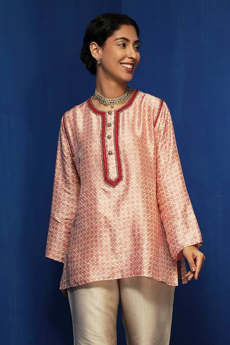 Buy Krishna Mehta Pink Tussar Hand Block Print Geometric Round Kurta Online at Aza Fashions Buy_Krishna Mehta_Pink Tussar Hand Block Print Geometric Round Kurta _Online_at_Aza_Fashions