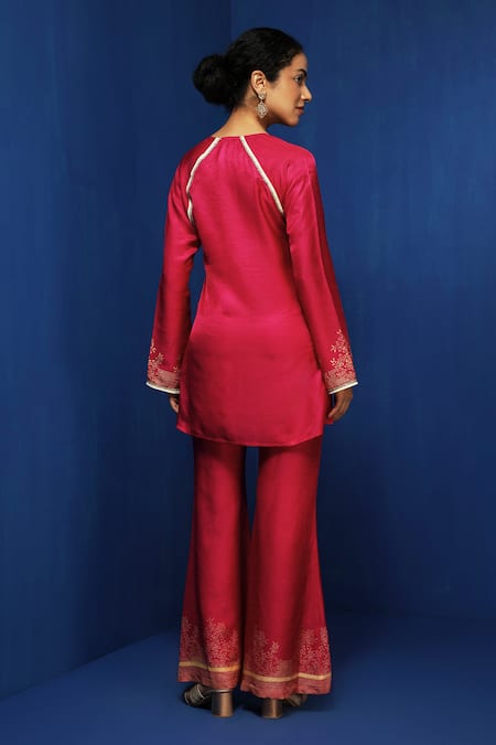 Krishna Mehta_Fuchsia Modal Hand Block Print Floral Stripe Notched Kurta _Online_at_Aza_Fashions