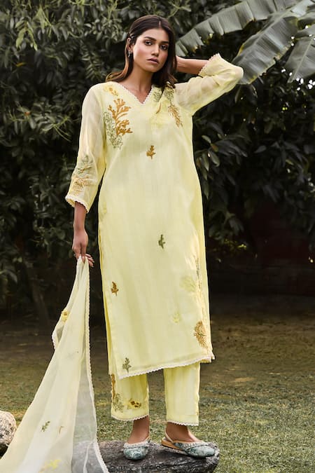 Vaani Beswal Yellow Kurta And Trouser Handwoven Stripe Cotton Silk Applique Hand Kai Set
