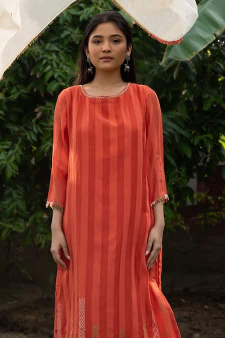 Buy_Vaani Beswal_Red Handloom Cotton, Silk, Chanderi Embroidery Round Lana Kurta Trouser Set _Online_at_Aza_Fashions