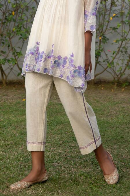 Buy Vaani Beswal Ivory Handloom Cotton Embroidery Round Neck Quay Hand Tunic And Trouser Set Online at Aza Fashions Buy_Vaani Beswal_Ivory Handloom Cotton Embroidery Round Neck Quay Hand Tunic And Trouser Set _Online_at_Aza_Fashions