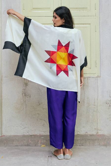 Aeshaane White Silk Geometric Hand Block Printed Kaftan Online at Aza Fashions Aeshaane_White Silk Geometric Hand Block Printed Kaftan _Online_at_Aza_Fashions