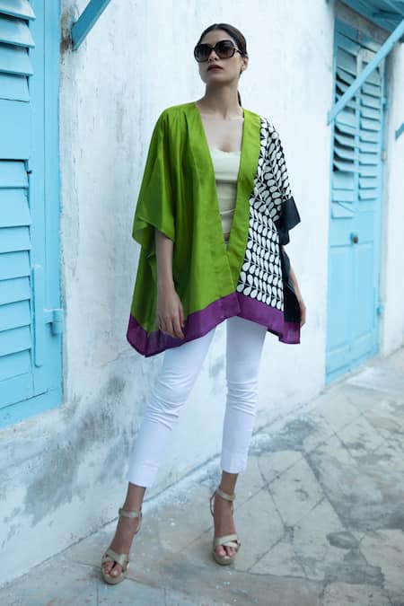 Aeshaane Leaf Block Print Kaftan Robe 