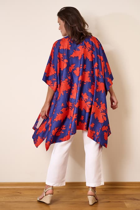 Shop Aeshaane Purple Silk Abstract Hand Block Print Kaftan Robe at Aza Fashions Shop_Aeshaane_Purple Silk Abstract Hand Block Print Kaftan Robe _at_Aza_Fashions