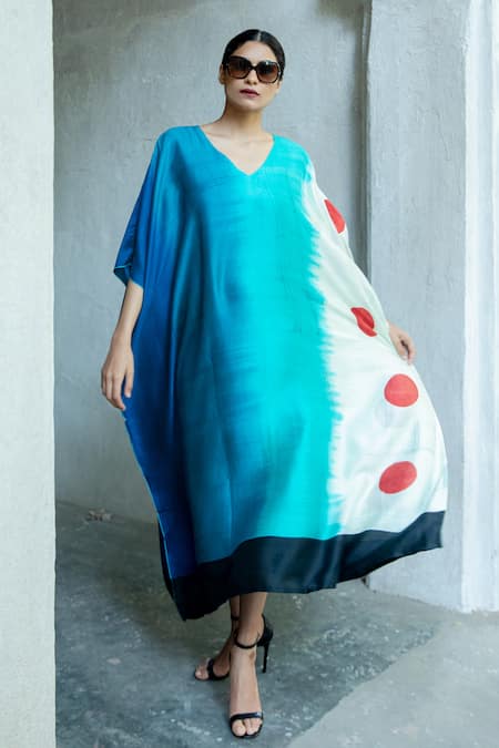 Shop_Aeshaane_Multi Color Silk V-neck Gradient Shaded Kaftan _at_Aza_Fashions