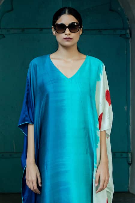 Buy_Aeshaane_Multi Color Silk V-neck Gradient Shaded Kaftan _Online_at_Aza_Fashions