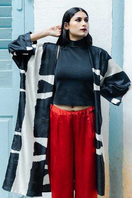 Aeshaane_Black Silk Open Neck Checkered Print Duster Jacket _Online_at_Aza_Fashions