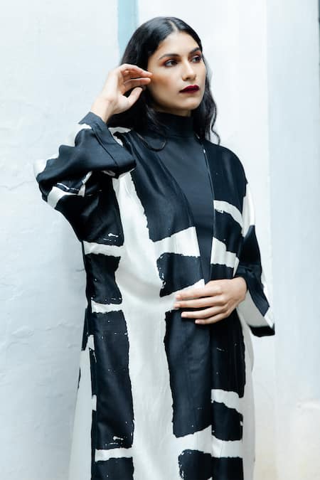 Aeshaane_Black Silk Open Neck Checkered Print Duster Jacket _at_Aza_Fashions