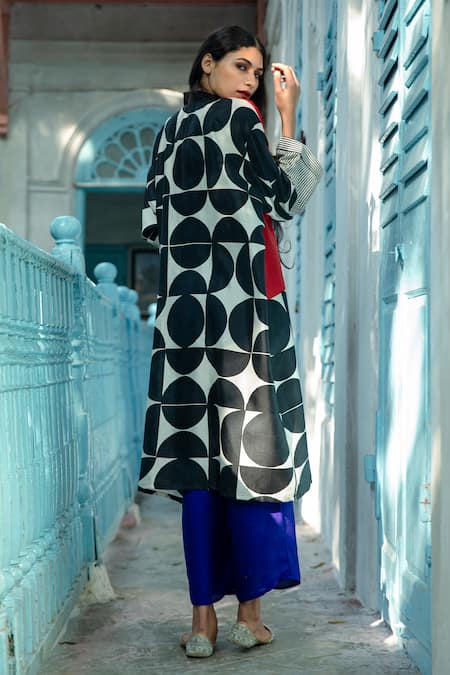 Shop_Aeshaane_Black Silk Embroidery Open Neck Colour Block Printed Duster Jacket _at_Aza_Fashions