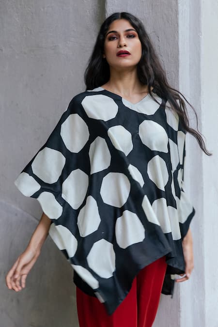Shop_Aeshaane_Black Silk V-neck Dot Print Short Kaftan _Online_at_Aza_Fashions