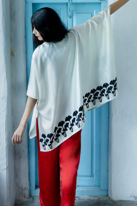 Shop_Aeshaane_White Silk Ginkgo Leaf Printed Kaftan Robe _at_Aza_Fashions