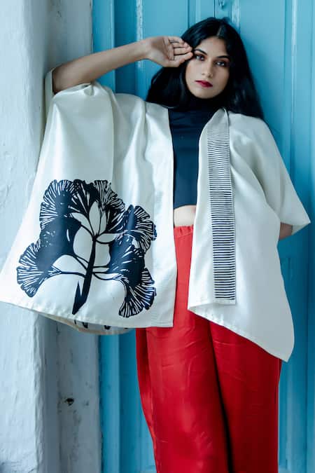 Shop_Aeshaane_White Silk Ginkgo Leaf Printed Kaftan Robe _Online_at_Aza_Fashions