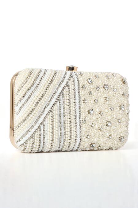 House Of Webhin White Pearls, Studs Luxe Embellished Clutch With Detachable Sling Chain Online at Aza Fashions House Of Webhin_White Pearls, Studs Luxe Embellished Clutch With Detachable Sling Chain _Online_at_Aza_Fashions