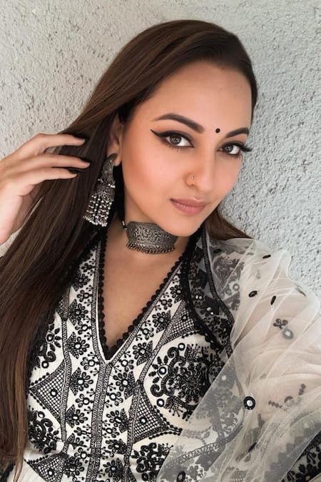 Buy_Preevin_Black Cotton, Net, Tulle Embroidery, Mirrors Damask Thread And Kurta Sharara Set _Online_at_Aza_Fashions