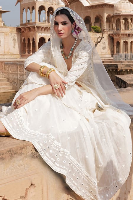 Shop_Preevin_Off White Cotton, Tulle Mirrors, Embroidery Plunge Neck Bahar Kurta Lehenga Set _Online_at_Aza_Fashions