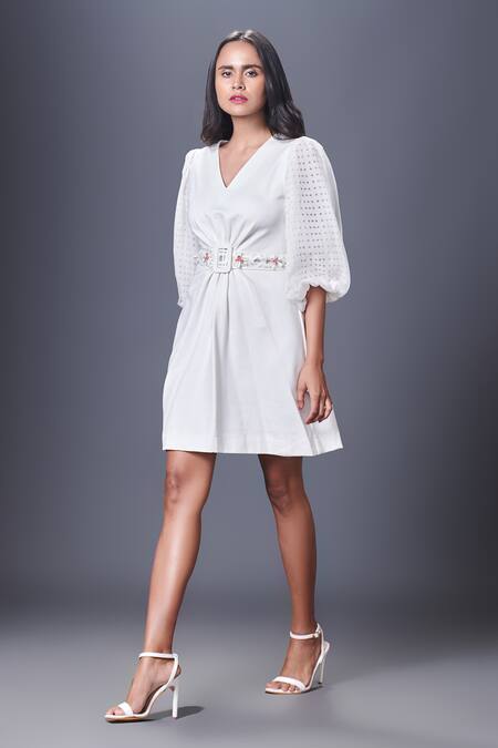 Deepika Arora_White Polyester Embroidery V-neck Floral Cutwork Shift Dress With Belt_Online_at_Aza_Fashions