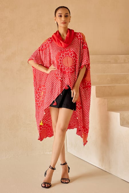Twenty Nine Pink Gajji Silk Crushed Raidana Bandhani Cowl Neck Overlap Cape 