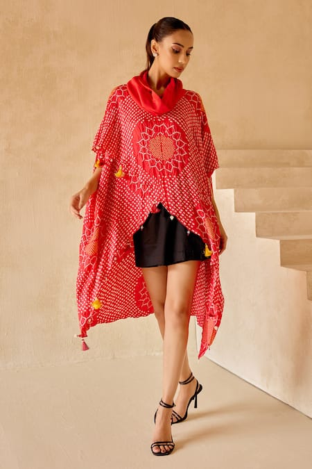 Twenty Nine Pink Cowl Neck Overlap Bandhani Cape Online at Aza Fashions Twenty Nine_Pink Cowl Neck Overlap Bandhani Cape _Online_at_Aza_Fashions