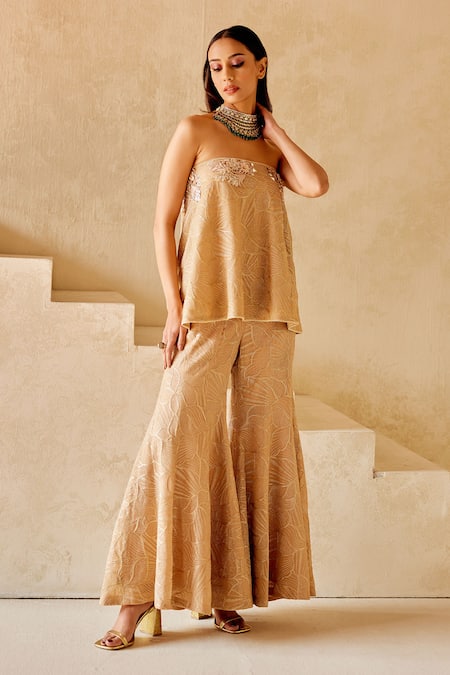 Shop Twenty Nine Beige Georgette Mirrors, Zari, Embroidery Square Neck Strapless Top at Aza Fashions Shop_Twenty Nine_Beige Georgette Mirrors, Zari, Embroidery Square Neck Strapless Top _at_Aza_Fashions