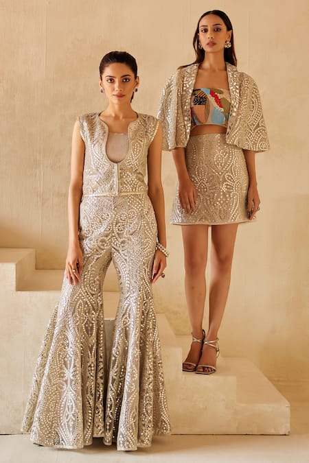 Buy_Twenty Nine_Silver Tissue Mirrors Collared Embroidered Gilet _Online_at_Aza_Fashions