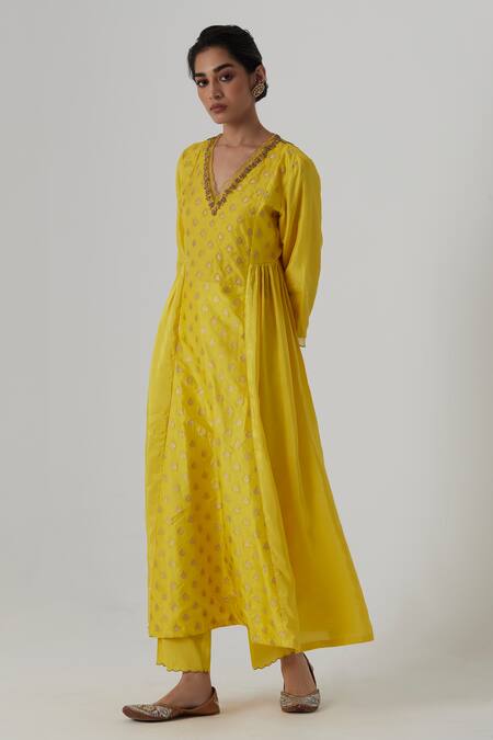 Rhua Yellow Brocade, Silk, Cotton, Muslin Ekani Bullian Leaf Woven Anarkali Set Online at Aza Fashions Rhua_Yellow Brocade, Silk, Cotton, Muslin Ekani Bullian Leaf Woven Anarkali Set _Online_at_Aza_Fashions