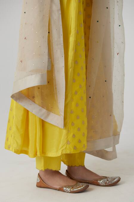 Rhua Yellow Brocade, Silk, Cotton, Muslin Ekani Bullian Leaf Woven Anarkali Set at Aza Fashions Rhua_Yellow Brocade, Silk, Cotton, Muslin Ekani Bullian Leaf Woven Anarkali Set _at_Aza_Fashions
