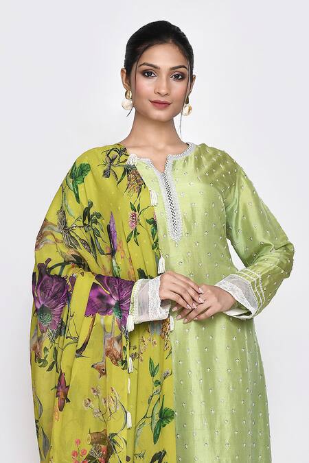 Anushree Reddy Green Cotton, Chiffon Lace, Tassels Collared Floral Embroidered Kurta Pant Set at Aza Fashions Anushree Reddy_Green Cotton, Chiffon Lace, Tassels Collared Floral Embroidered Kurta Pant Set _at_Aza_Fashions