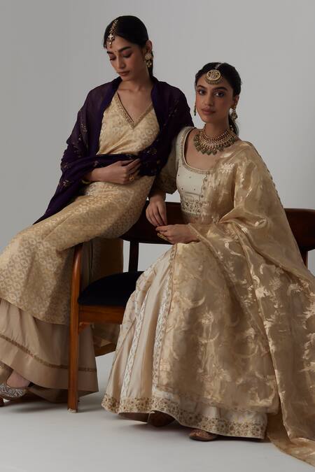 Shop_Rhua_Off White Silk, Brocade, Organza Embroidery, Sunehri Bloom Crest Lehenga Set 