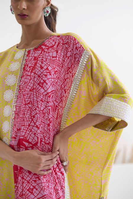 Inej Multi Color Cotton, Silk Sequins, Metallic Thread Printed Kaftan And Pant Set Online at Aza Fashions Inej_Multi Color Cotton, Silk Sequins, Metallic Thread Printed Kaftan And Pant Set _Online_at_Aza_Fashions