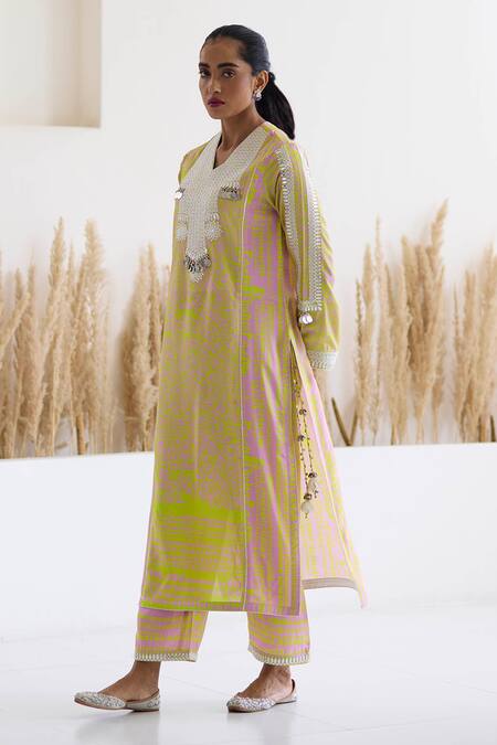 Buy_Inej_Yellow Cotton, Silk Sequins, Metallic Thread V-neck Printed Kurta And Palazzo Set _Online_at_Aza_Fashions